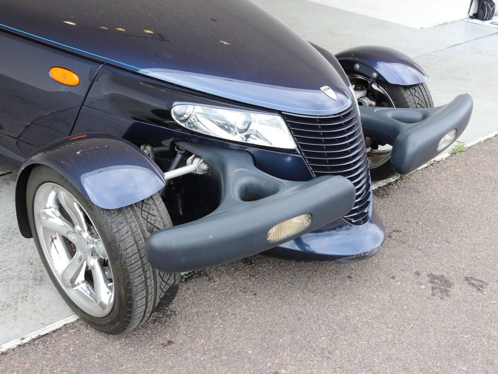 Used 2001 Chrysler Prowler RWD image 32