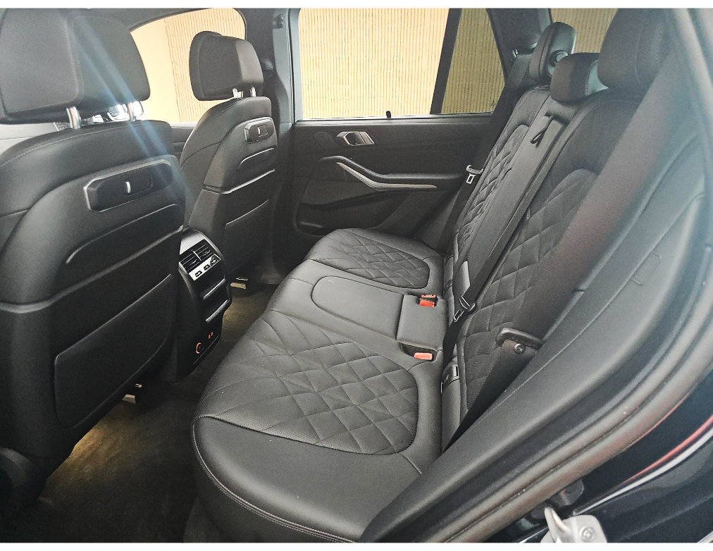 Used 2024 BMW X5 xDrive50e w/ Executive Package AWD/4WD image 7