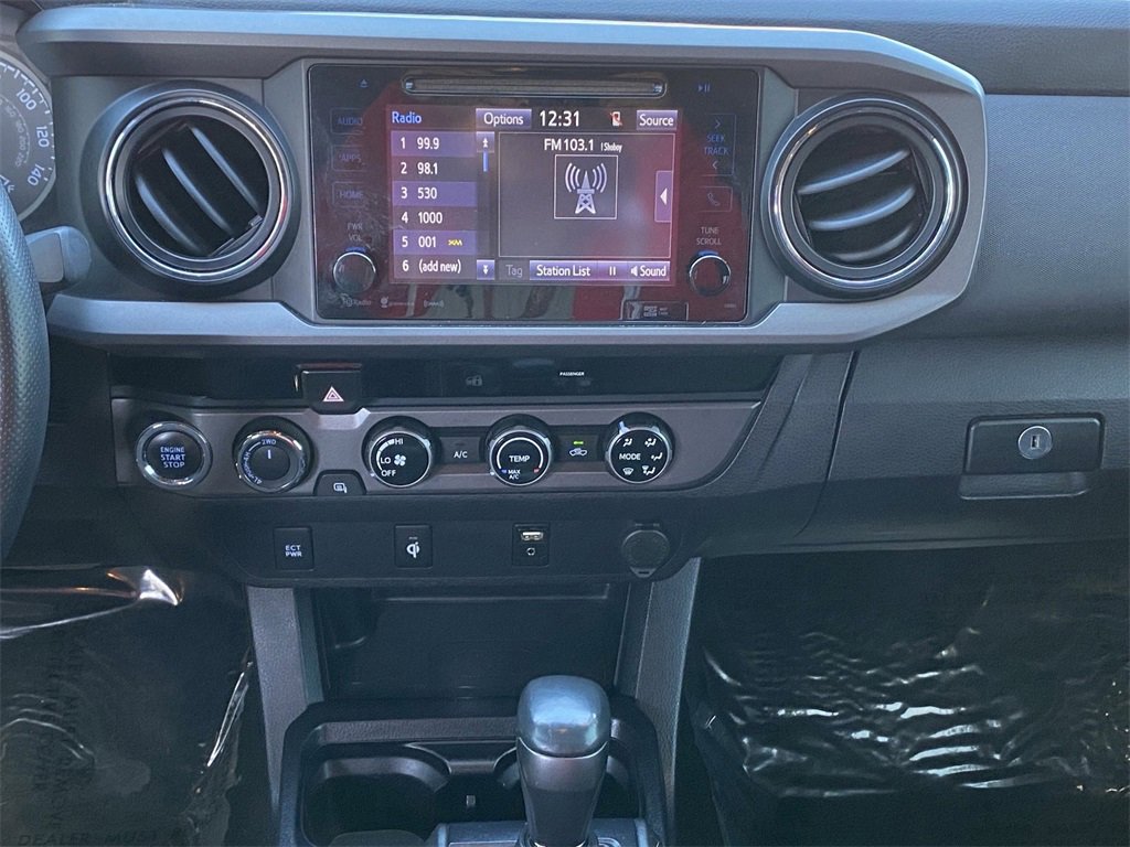 Certified 2017 Toyota Tacoma TRD Off-Road image 26