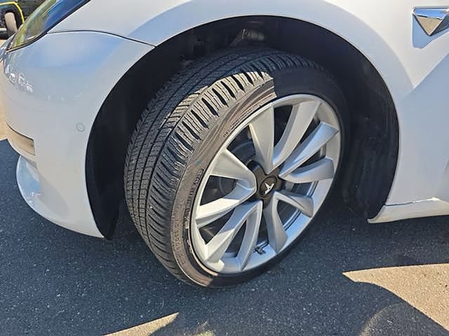Used 2020 Tesla Model 3 Long Range image 52