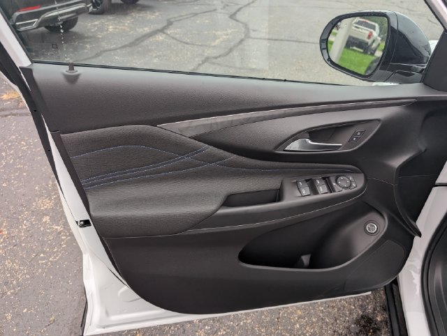 New 2026 Buick Envista Sport Touring w/ Convenience I Package FWD image 11