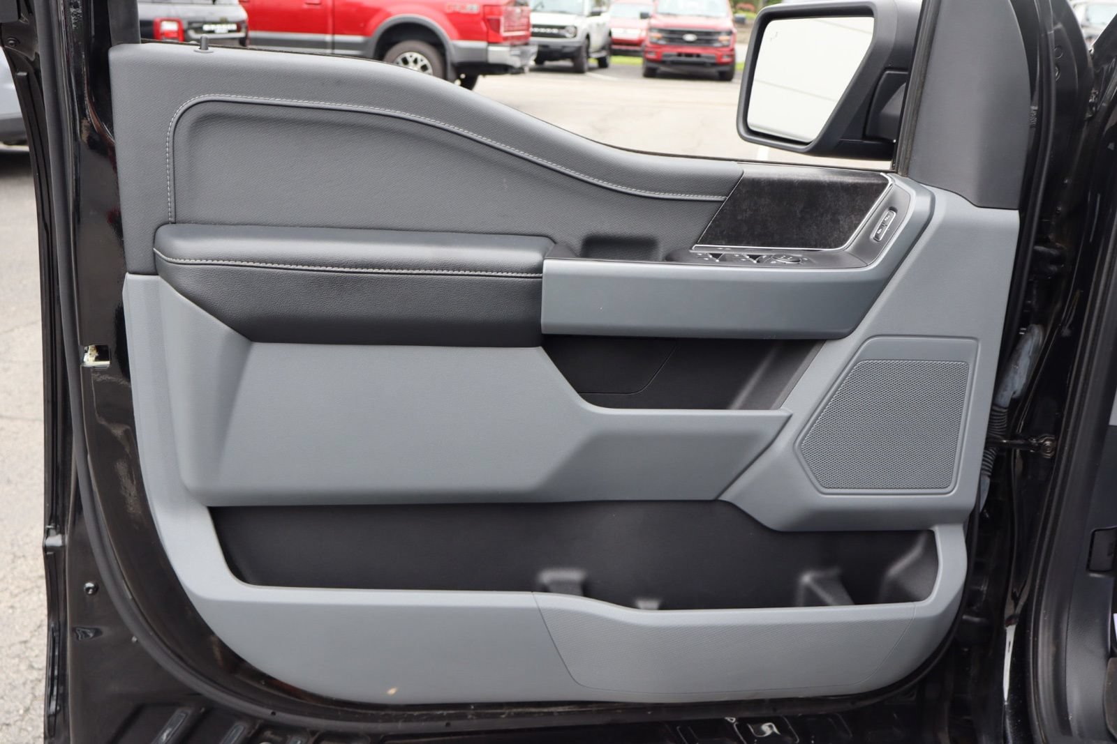Used 2022 Ford F150 XLT w/ Equipment Group 302A High AWD/4WD image 13