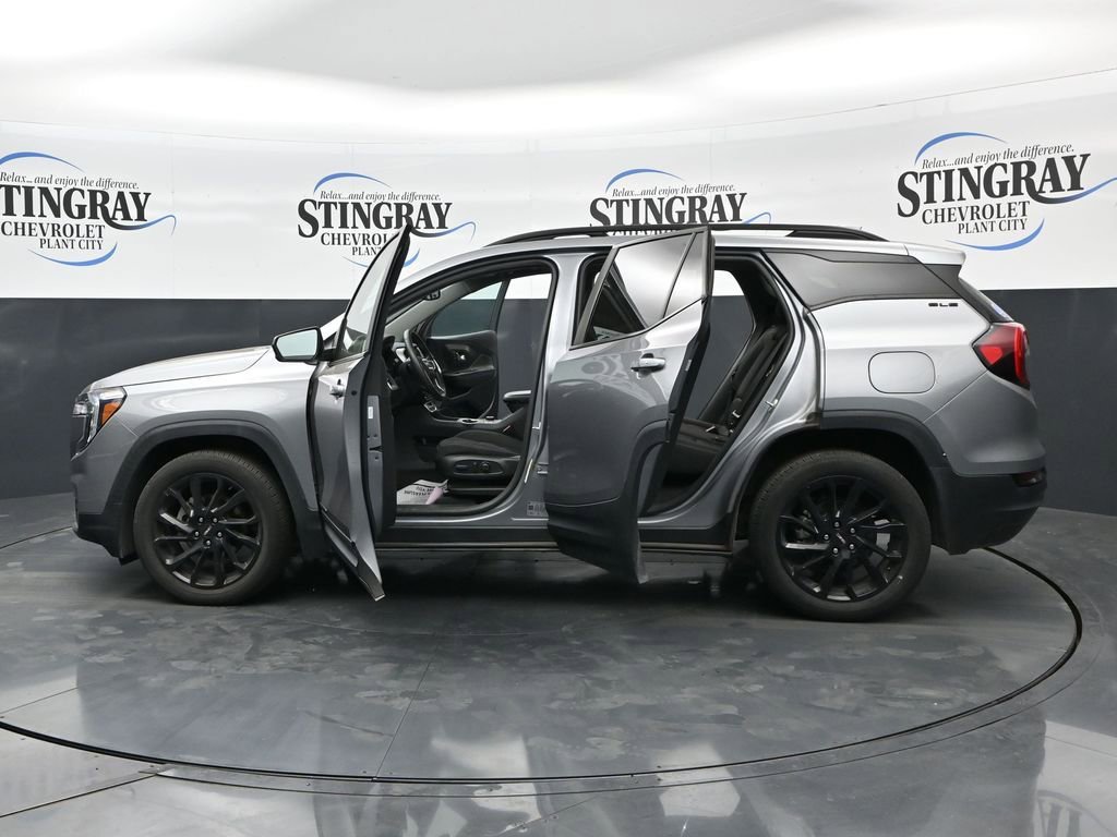 Used 2023 GMC Terrain SLE w/ Driver Convenience Package FWD image 37