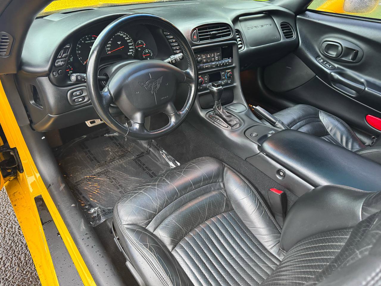 Used 2000 Chevrolet Corvette Coupe w/ Memory Pkg image 11