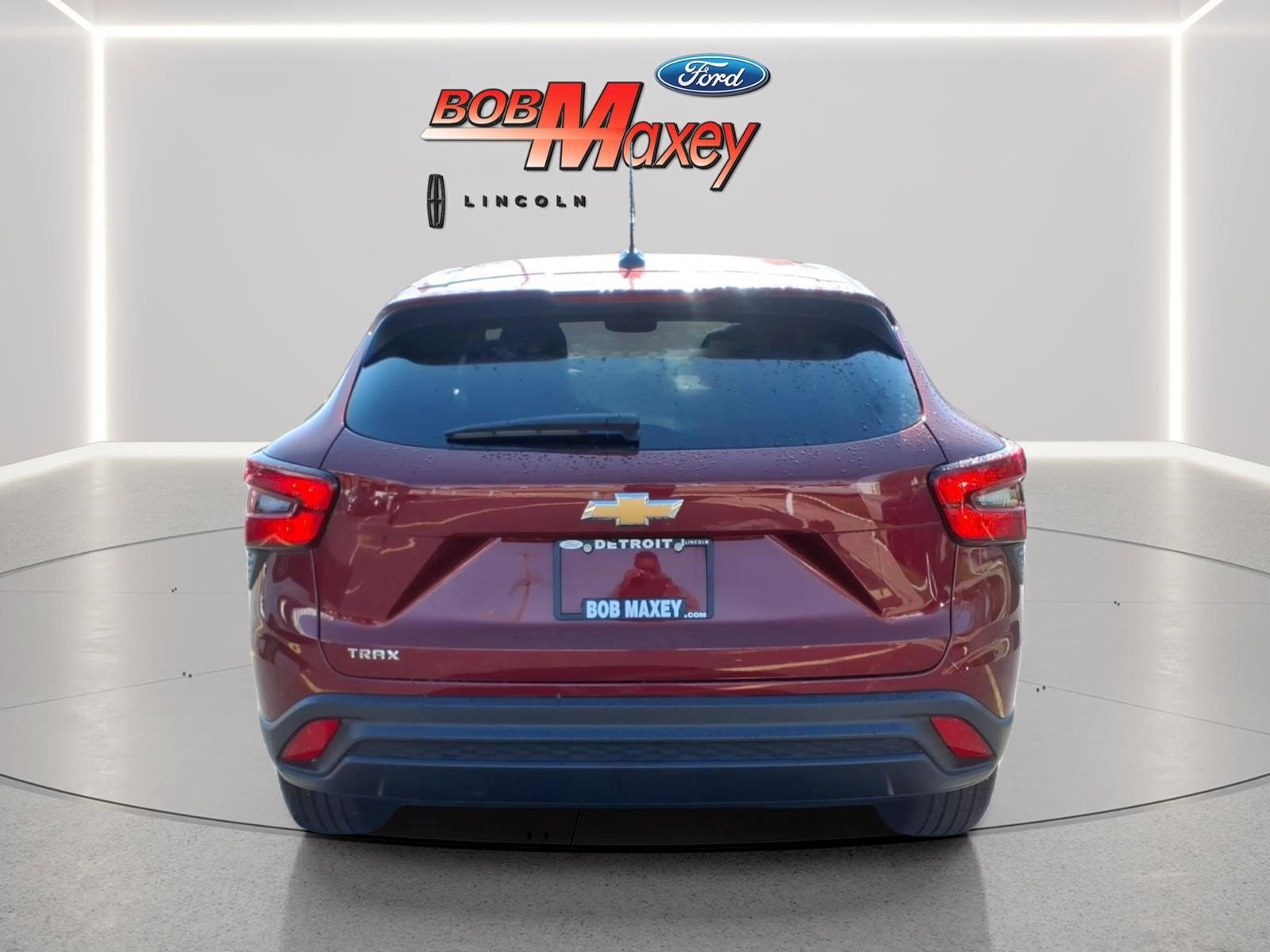 Used 2024 Chevrolet Trax LS w/ LS Convenience Package FWD image 5