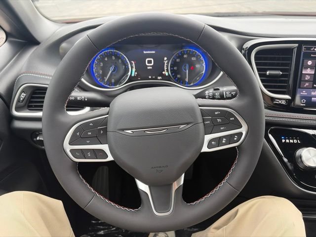 New 2027 Chrysler Pacifica Select AWD/4WD image 24