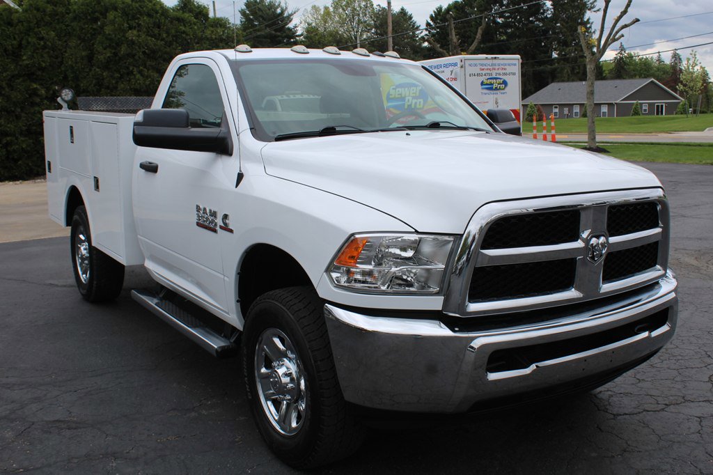 Used 2018 RAM 3500 Tradesman w/ Chrome Appearance Group AWD/4WD image 10
