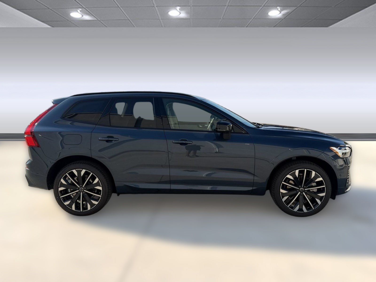 New 2026 Volvo XC60 T8 Ultra w/ Climate Package AWD/4WD image 8