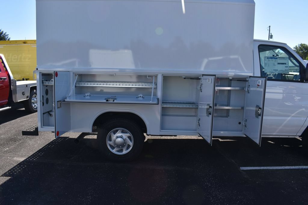 New 2025 Ford E-350 and Econoline 350 Super Duty w/ Power Equipment Group RWD image 18