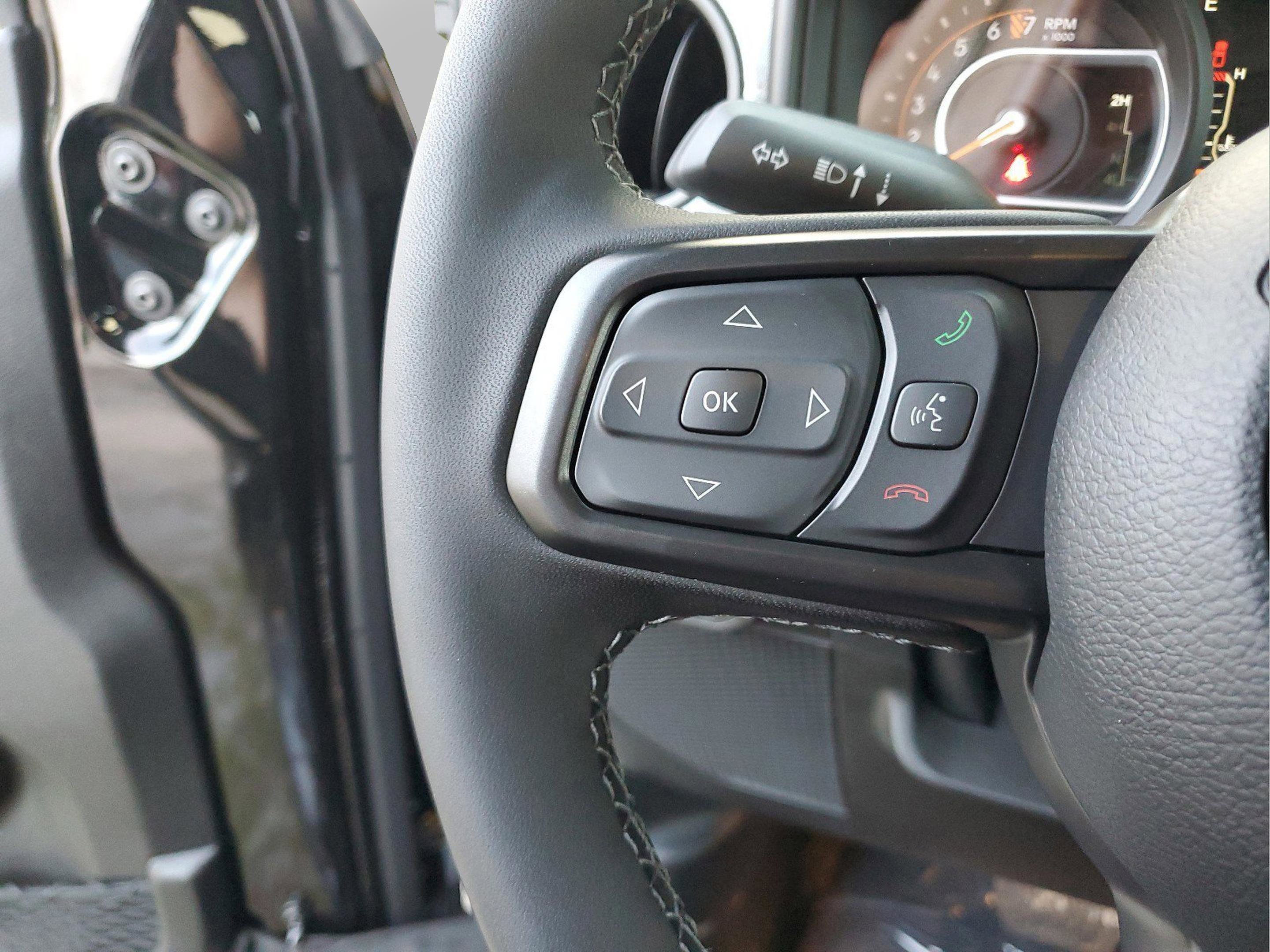 New 2025 Jeep Gladiator Willys image 17