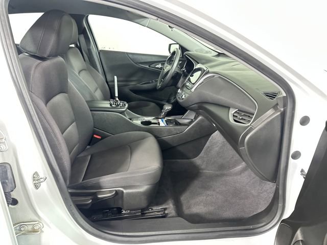 Used 2023 Chevrolet Malibu LT image 28