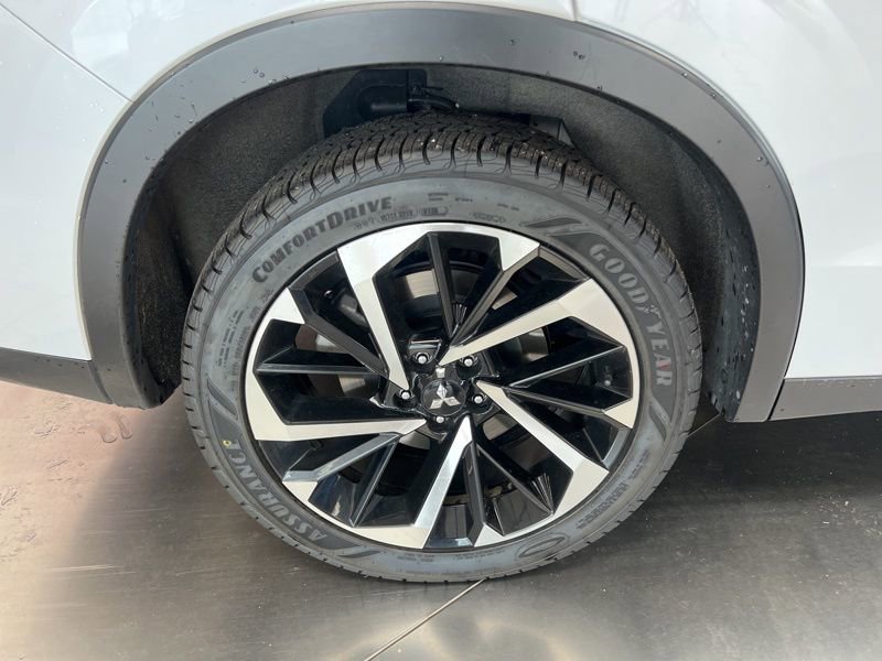 Used 2022 Mitsubishi Outlander SE AWD/4WD image 10