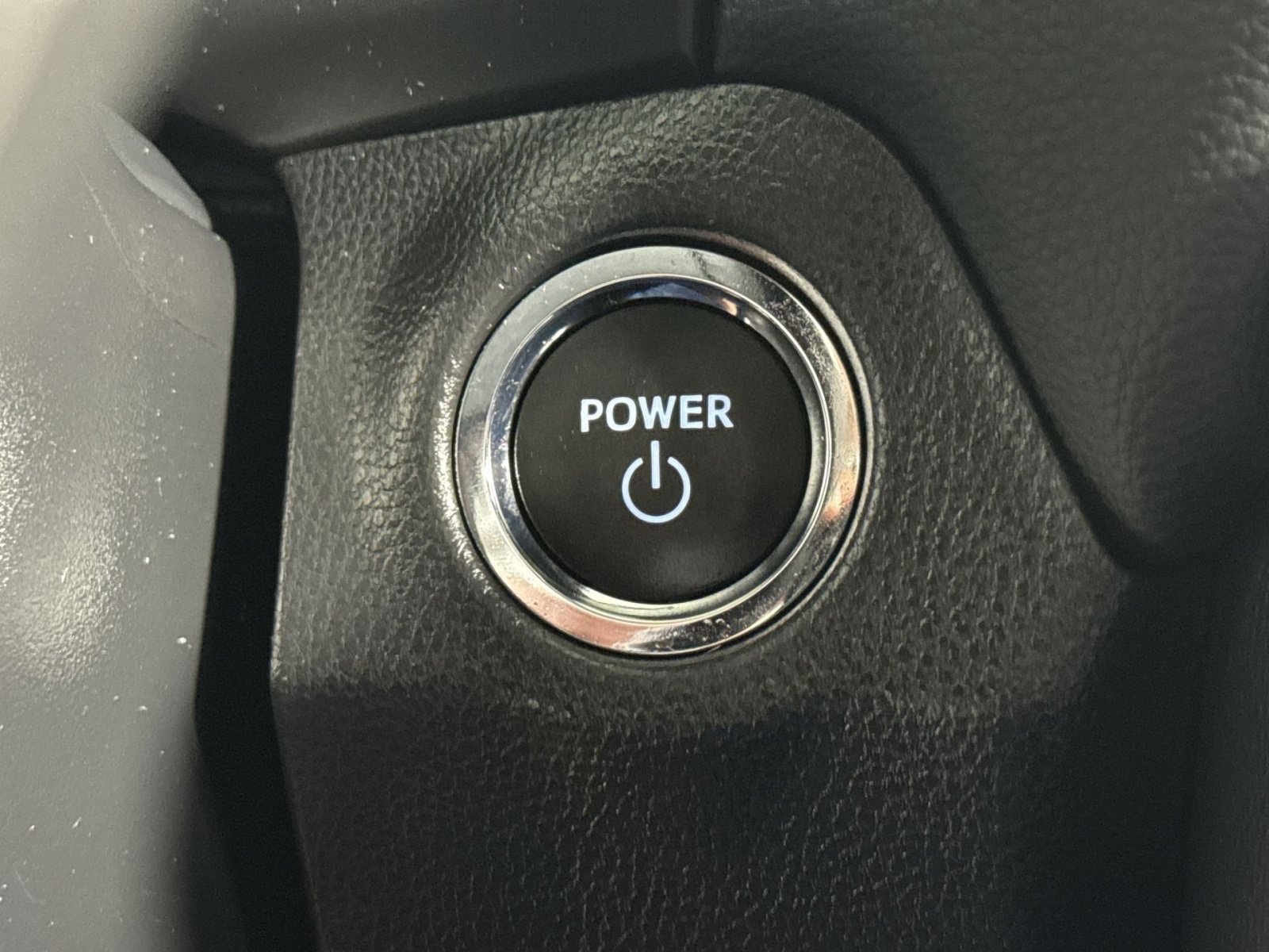 Used 2024 Toyota RAV4 XLE AWD/4WD image 42