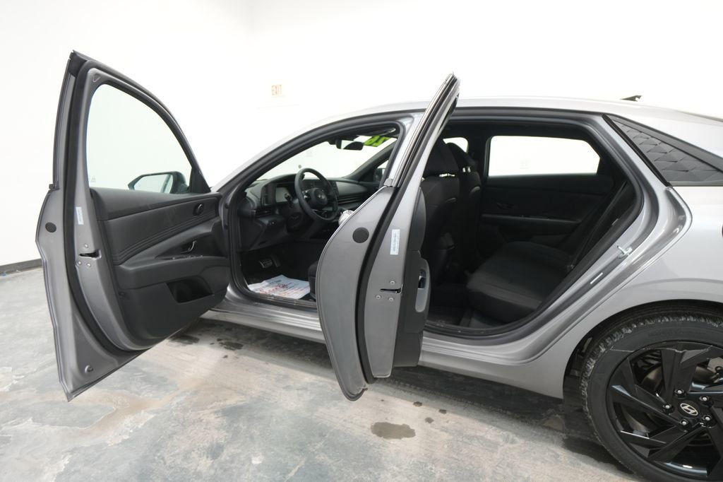 New 2026 Hyundai Elantra Sport image 19