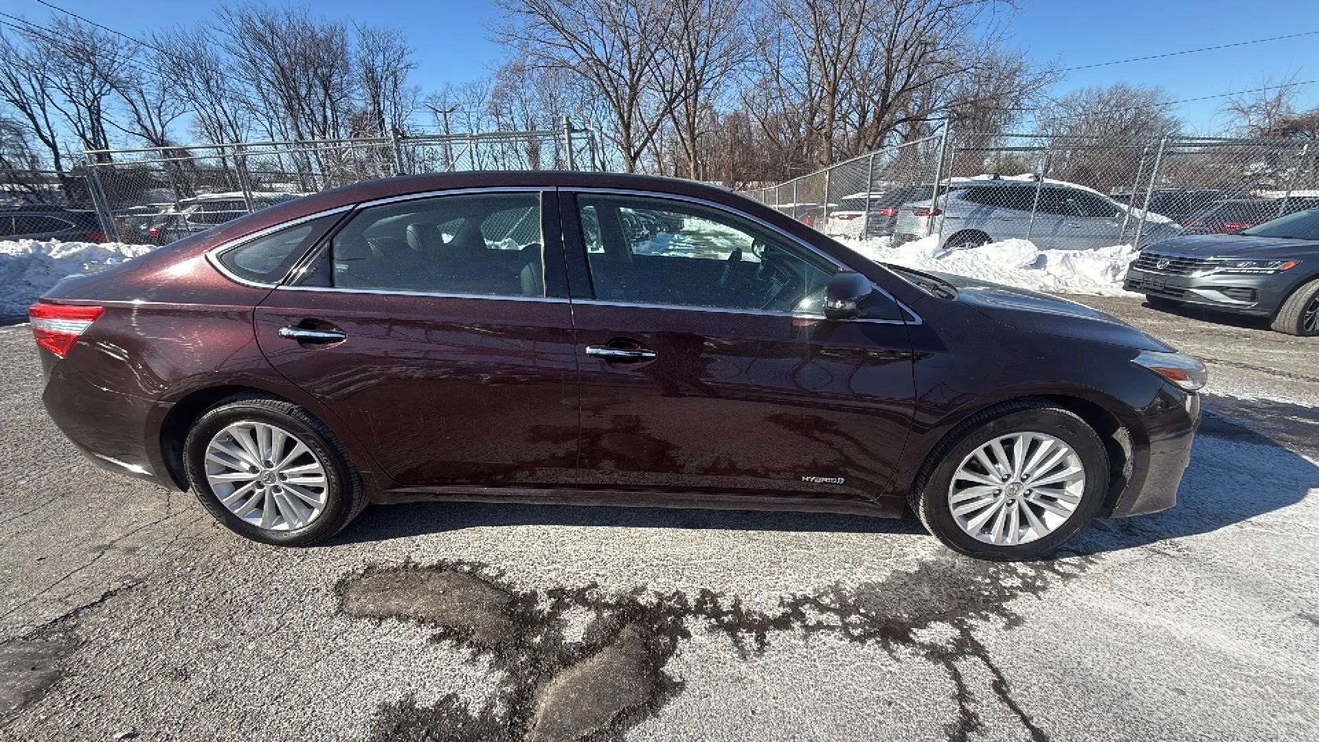 Used 2014 Toyota Avalon Limited w/ Technology Package FWD image 4