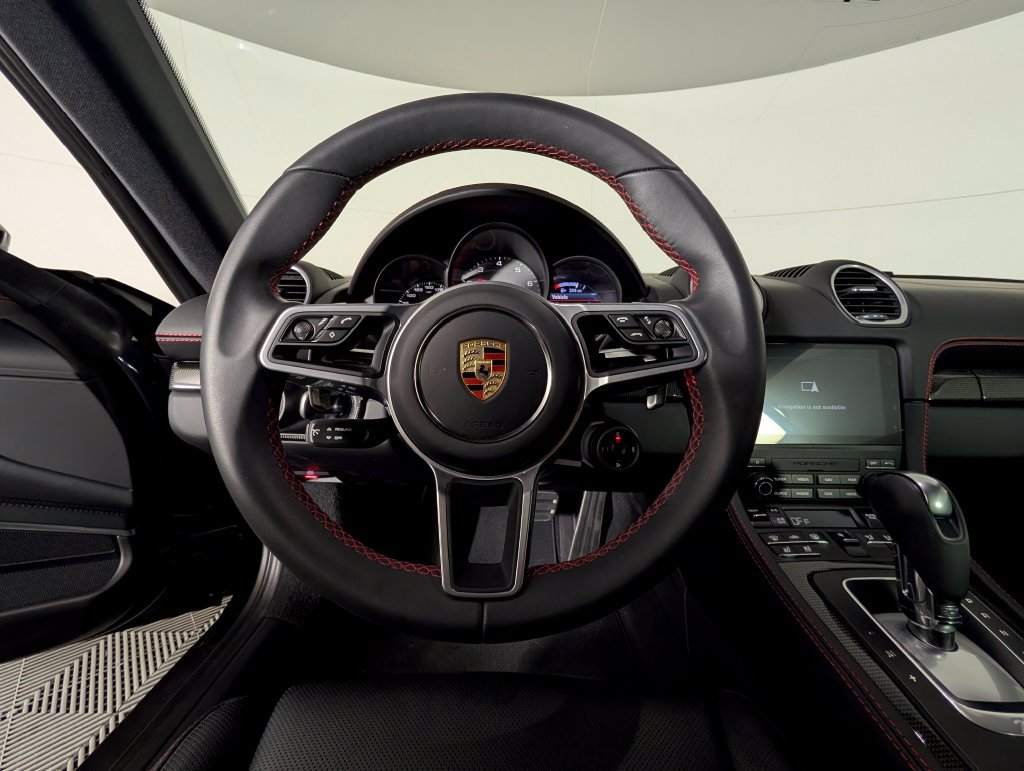 Certified 2025 Porsche 718 Cayman S RWD image 21