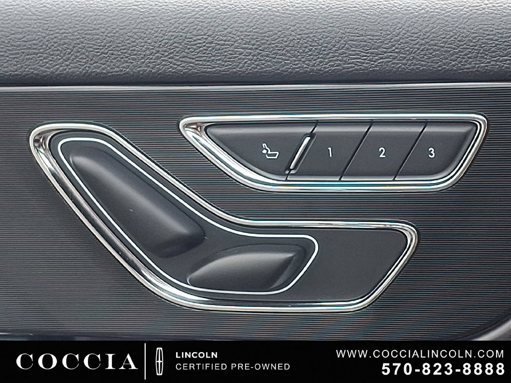 Certified 2023 Lincoln Corsair AWD w/ Equipment Group 101A image 25