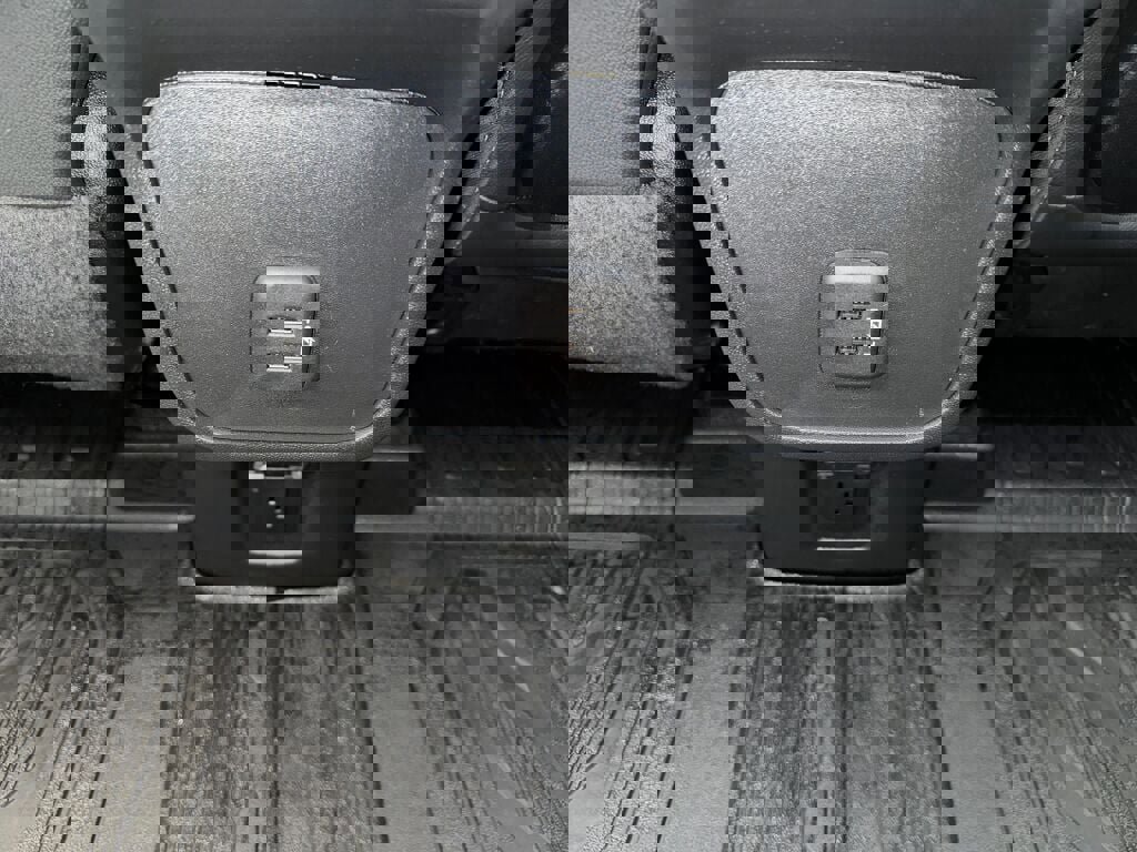 Certified 2023 GMC Terrain SLT w/ LPO, Floor Liner Package image 22