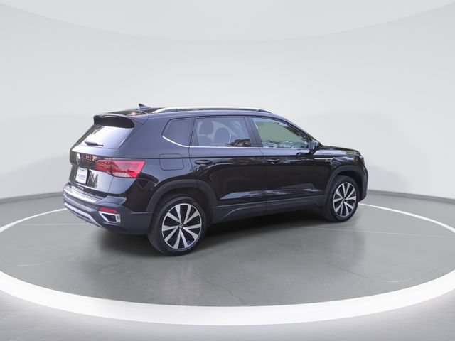 Used 2022 Volkswagen Taos SE FWD image 8