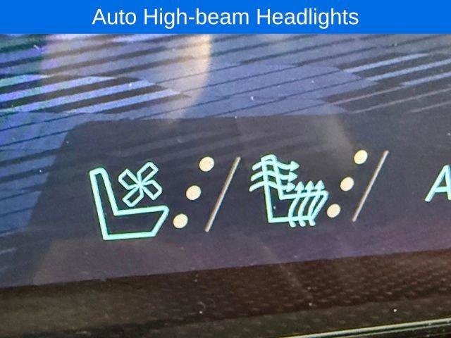 New 2026 Chevrolet Traverse RS image 24