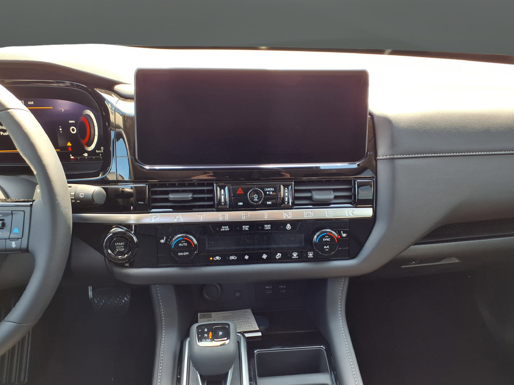 New 2026 Nissan Pathfinder SL AWD/4WD image 19