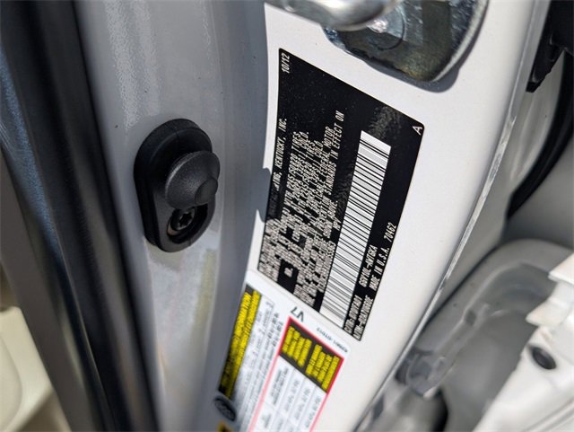 Used 2013 Toyota Venza LE image 18