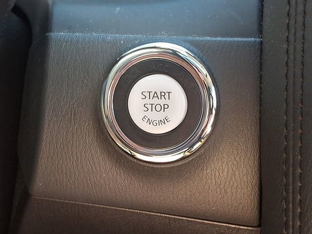 Used 2024 Nissan Armada SL w/ Captain's Chairs Package image 30