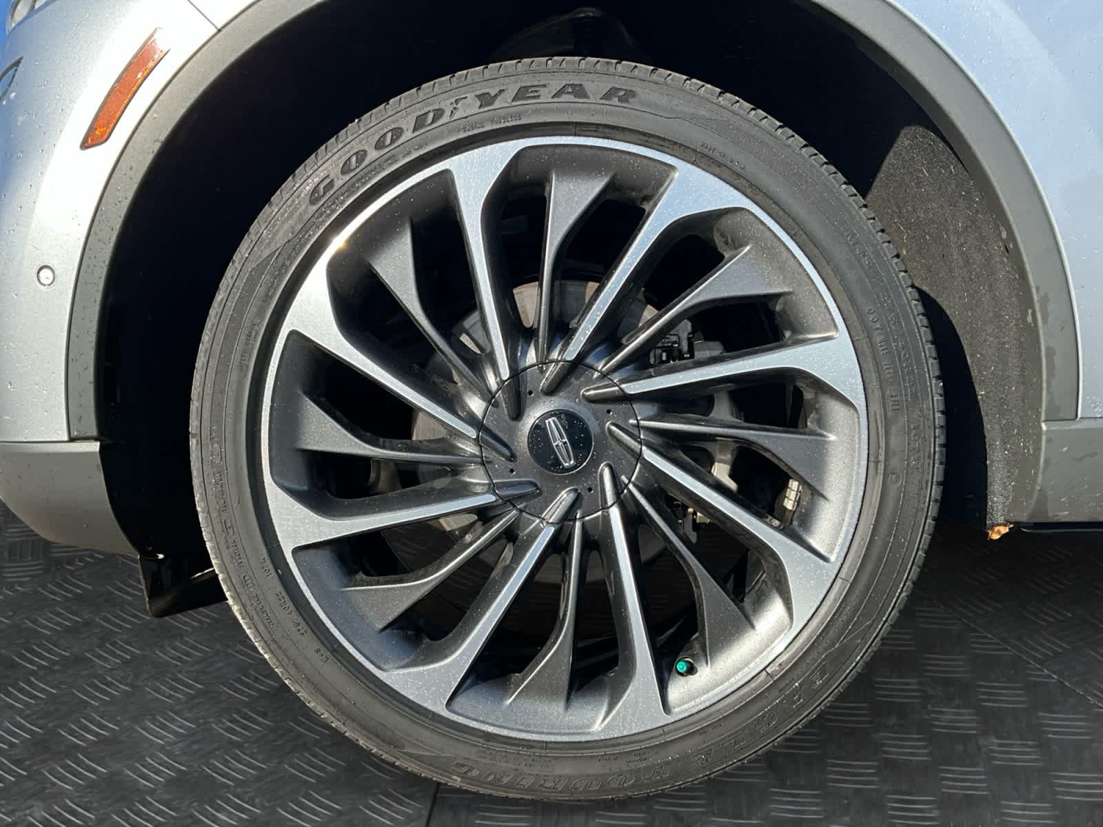 Used 2022 Lincoln Aviator Reserve w/ Equipment Group 201A AWD/4WD image 14