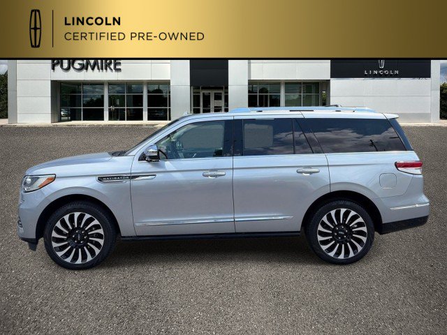 Certified 2024 Lincoln Navigator Black Label AWD/4WD image 1