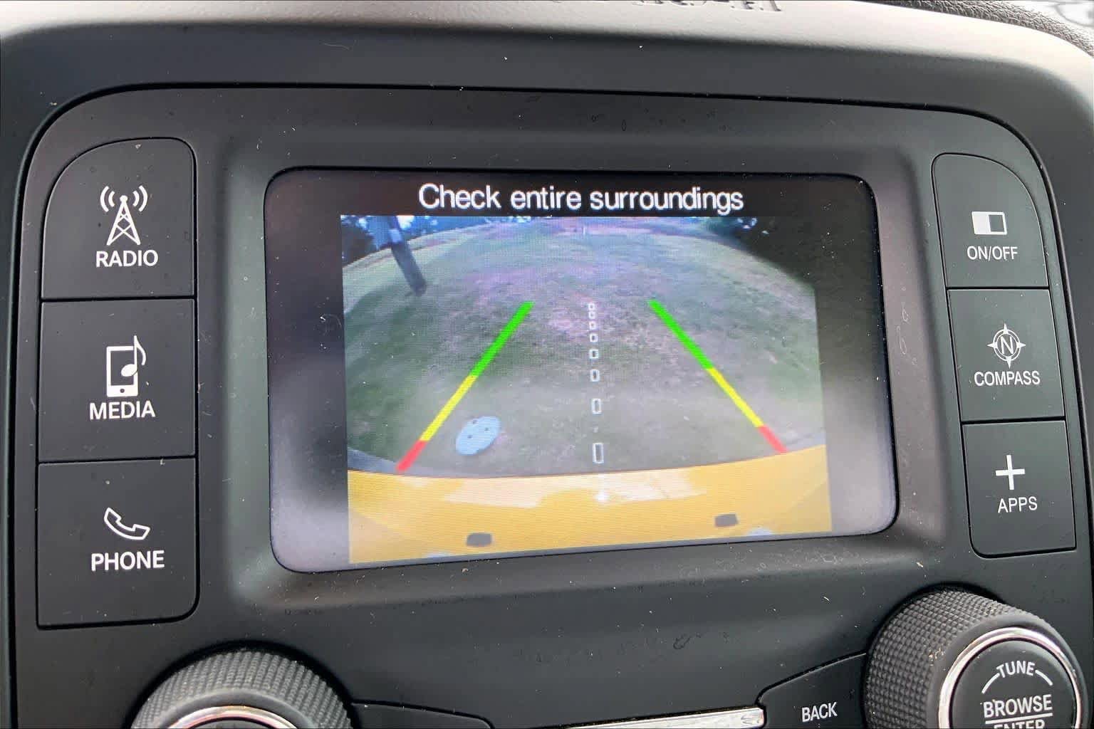 Used 2016 Jeep Renegade Latitude FWD image 28