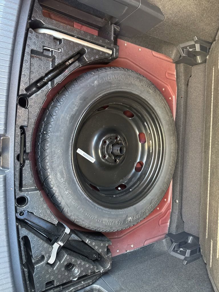 Used 2018 Volkswagen Tiguan SEL image 51