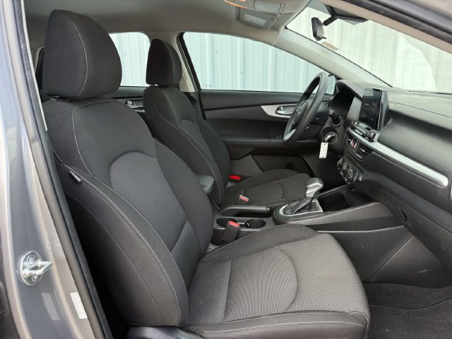 Used 2024 Kia Forte LXS w/ LXS Technology Package FWD image 26