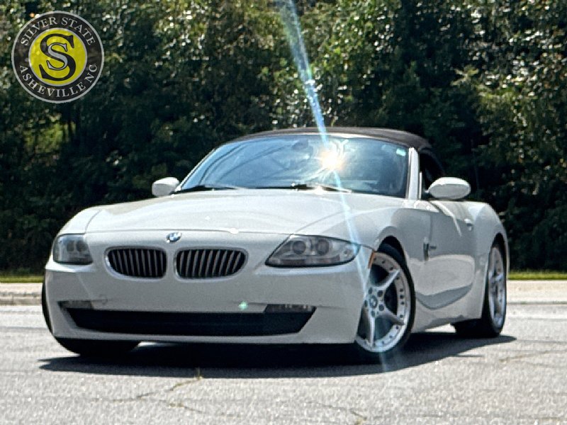 Used 2008 BMW Z4 3.0si w/ Premium Pkg RWD image 19