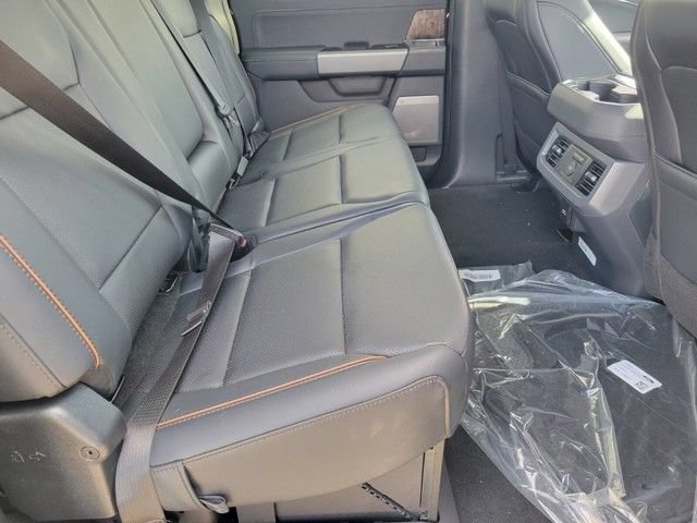 New 2026 Ford F250 Lariat w/ FX4 Off-Road Package AWD/4WD image 11