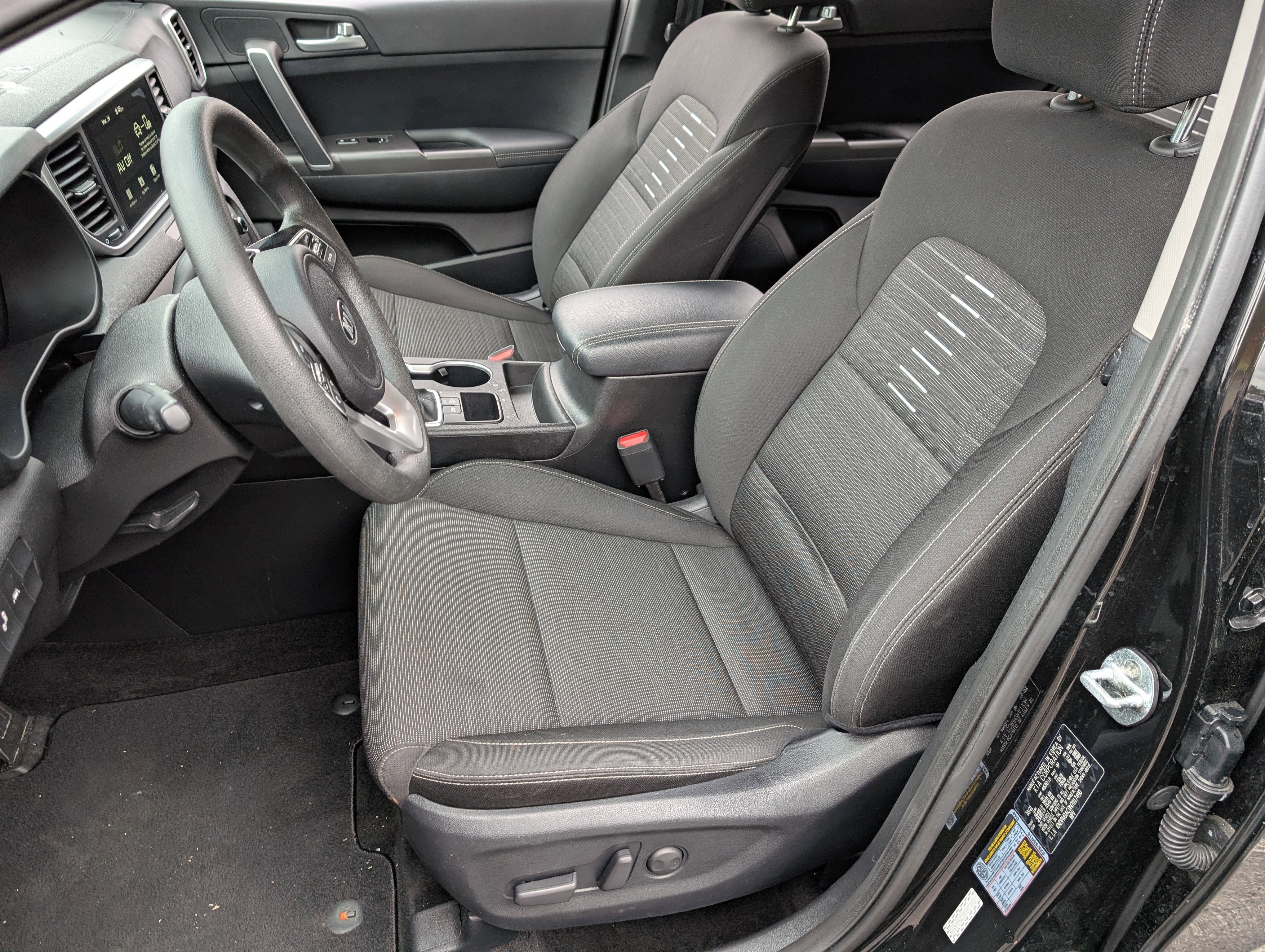 Used 2022 Kia Sportage LX w/ LX FWD Value Edition Package image 16