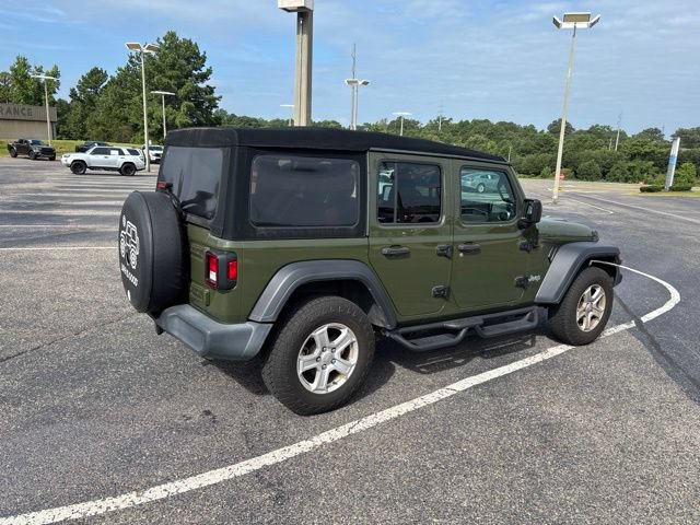Used 2021 Jeep Wrangler Unlimited Sport AWD/4WD image 3