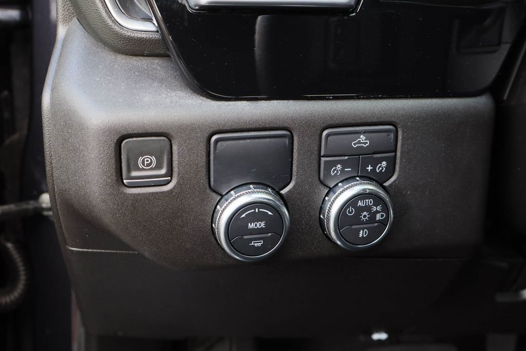 Certified 2022 GMC Sierra 1500 Elevation w/ LPO, Elevation Black Package image 13