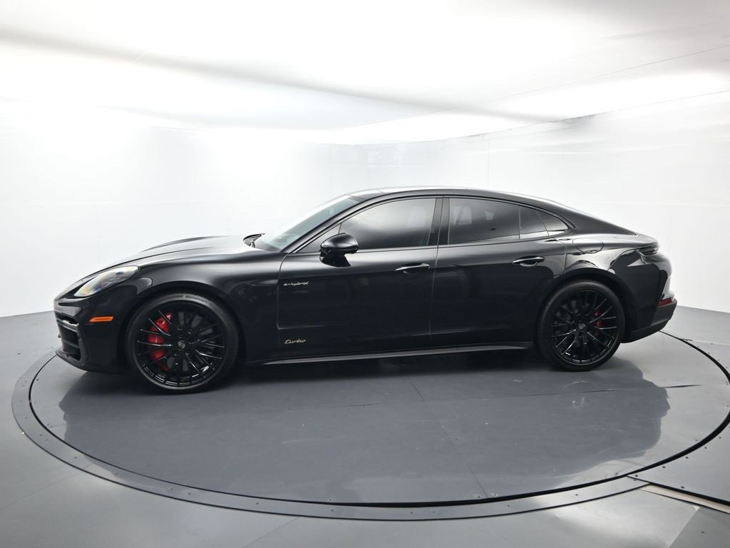 Certified 2025 Porsche Panamera Turbo image 2