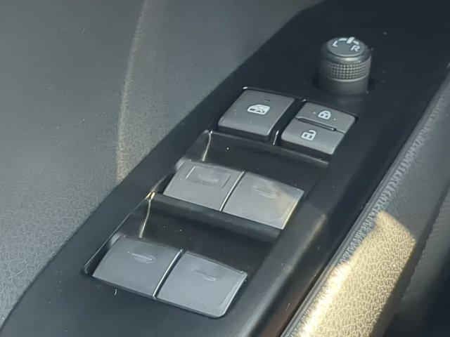 New 2026 Toyota Camry SE FWD image 21
