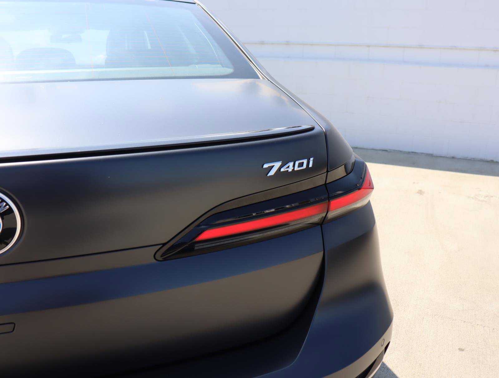 New 2026 BMW 740i w/ Premium Package image 7