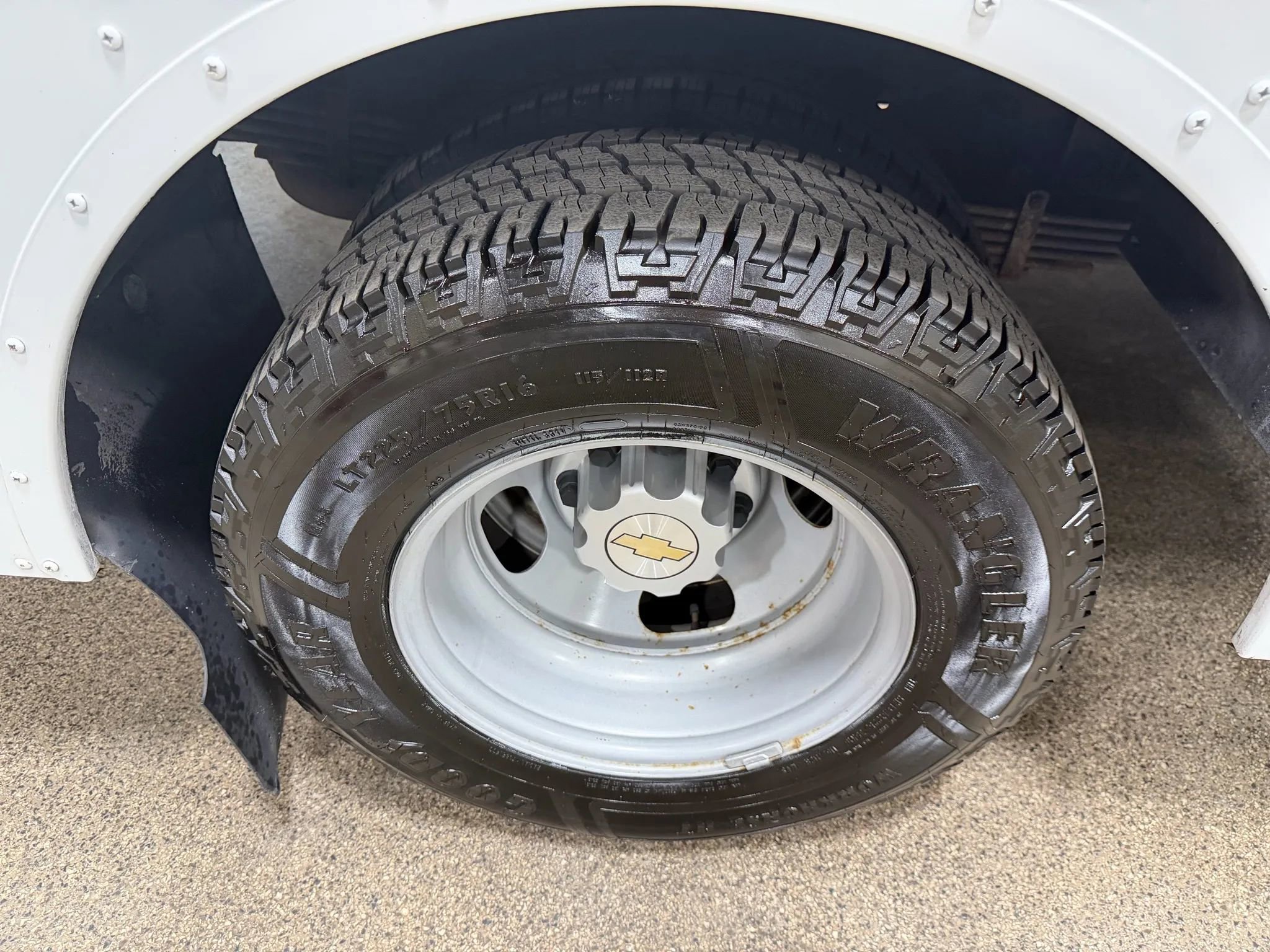 Used 2019 Chevrolet Express 3500 w/ School Bus Package image 61