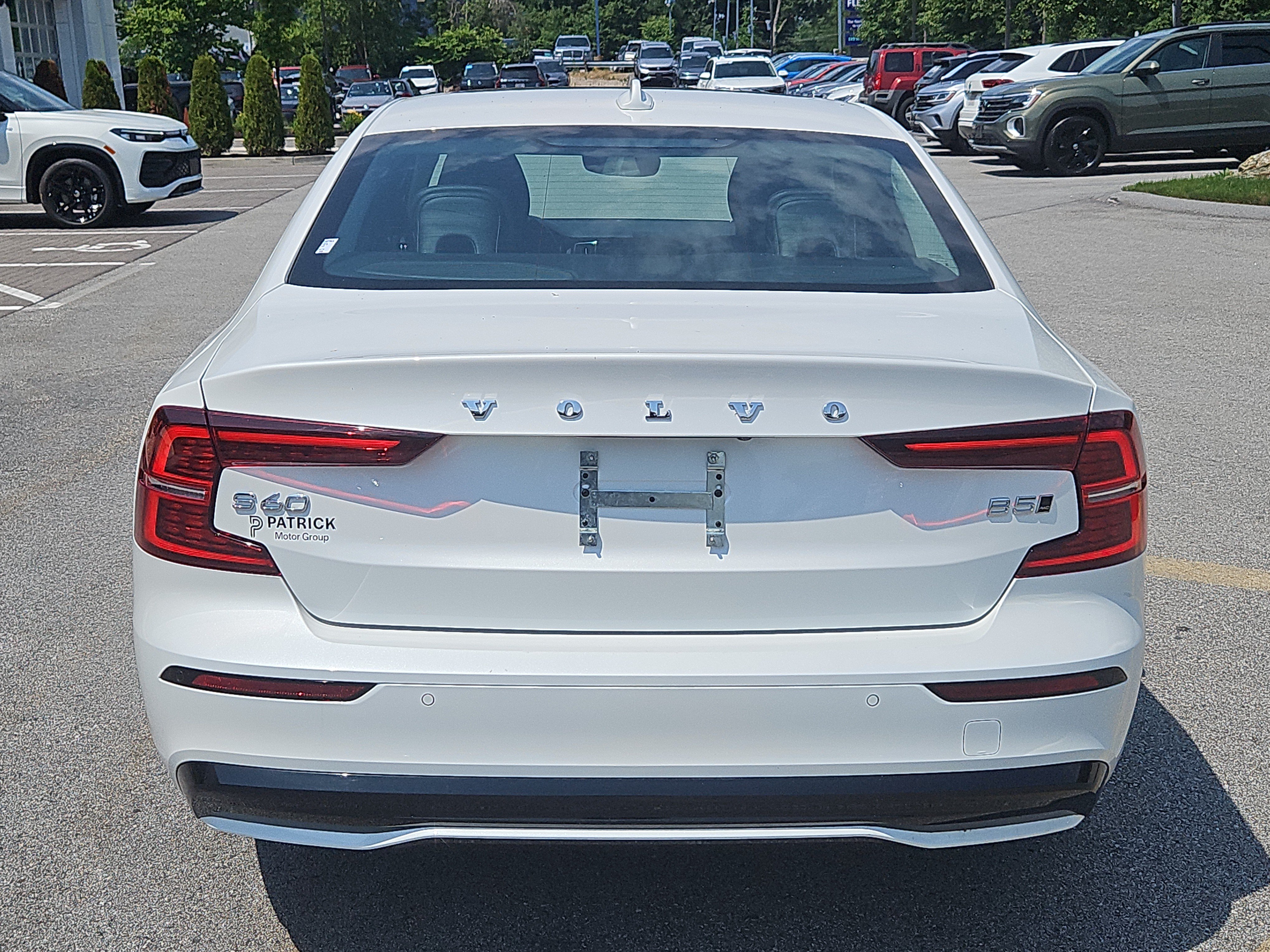 Used 2024 Volvo S60 B5 Plus AWD/4WD image 25