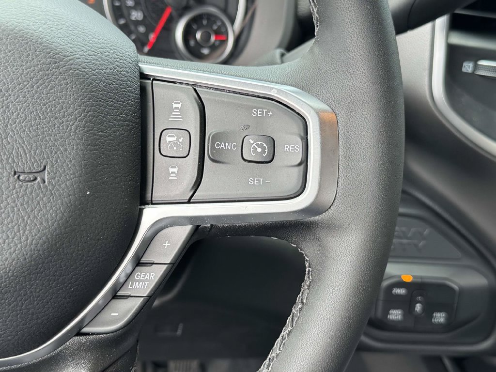 New 2026 RAM 2500 Big Horn AWD/4WD image 22