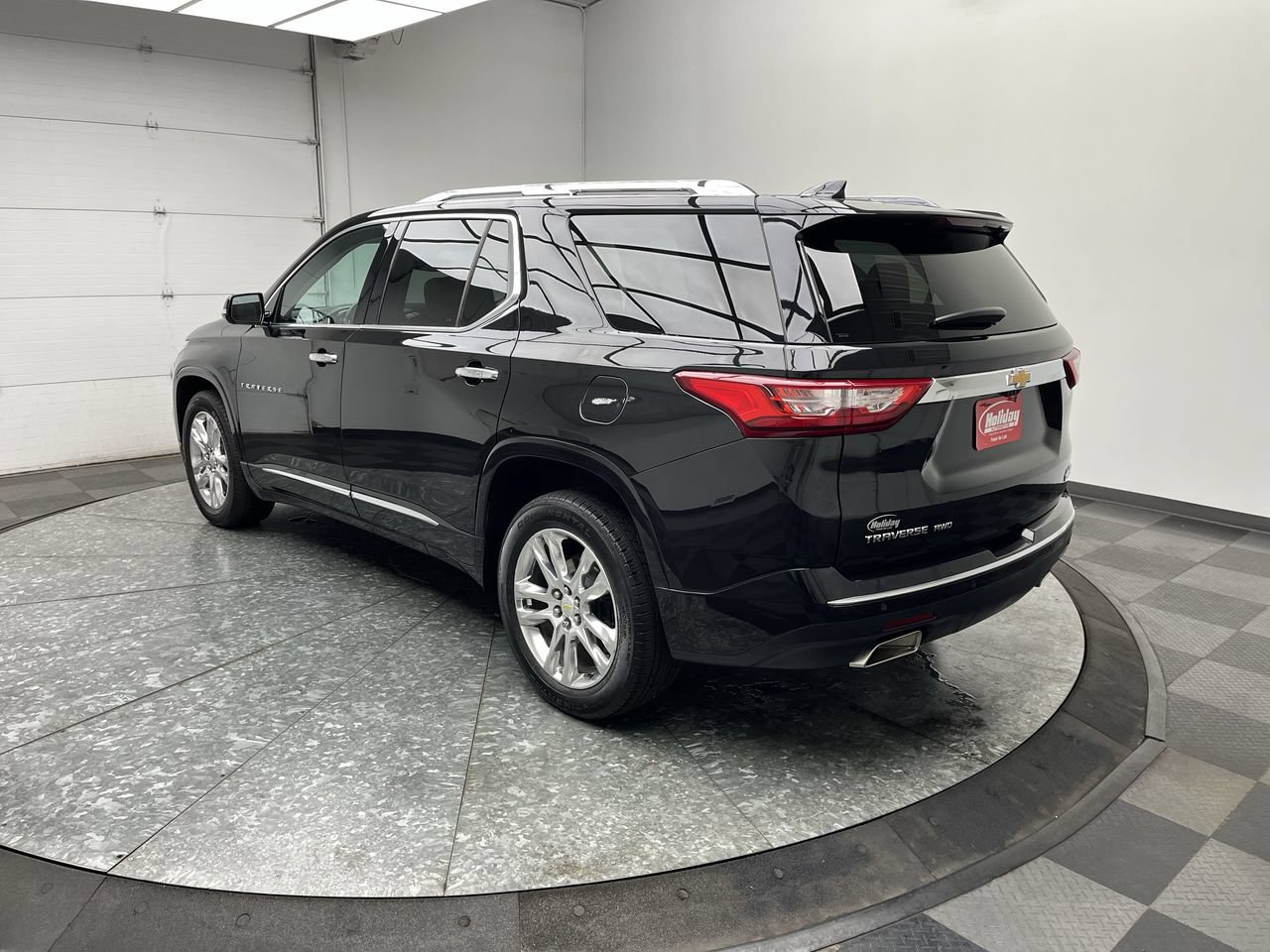 Certified 2019 Chevrolet Traverse High Country AWD/4WD image 2