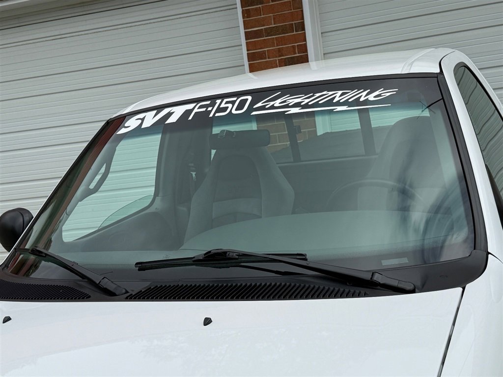 Used 1999 Ford F150 Lightning image 13