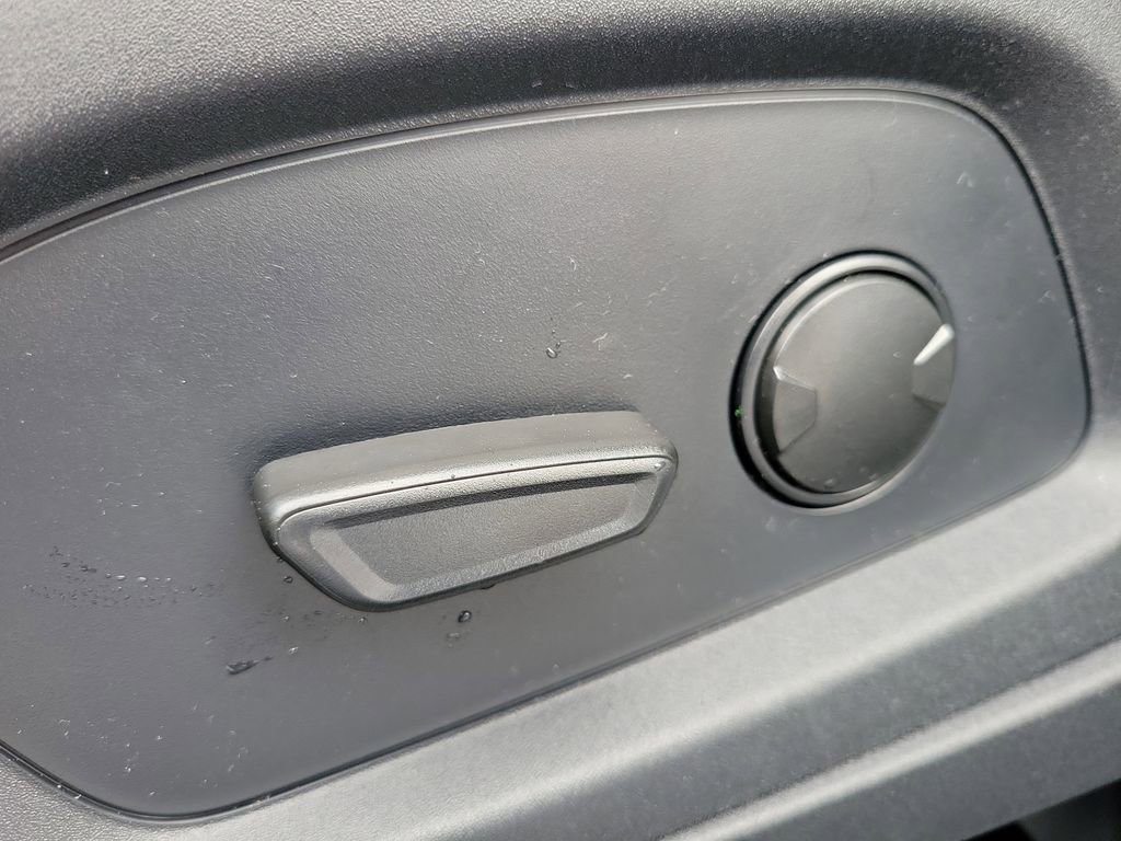 New 2026 Ford Explorer Active image 8