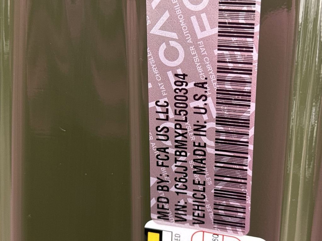 Used 2023 Jeep Gladiator Rubicon w/ Cold Weather Group image 27