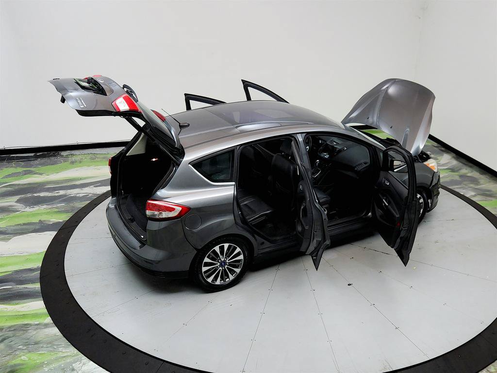 Used 2017 Ford C-MAX Titanium w/ Equipment Group 301A FWD image 37