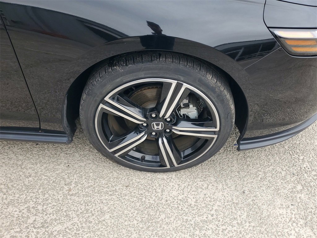 Used 2024 Honda Accord Sport image 6