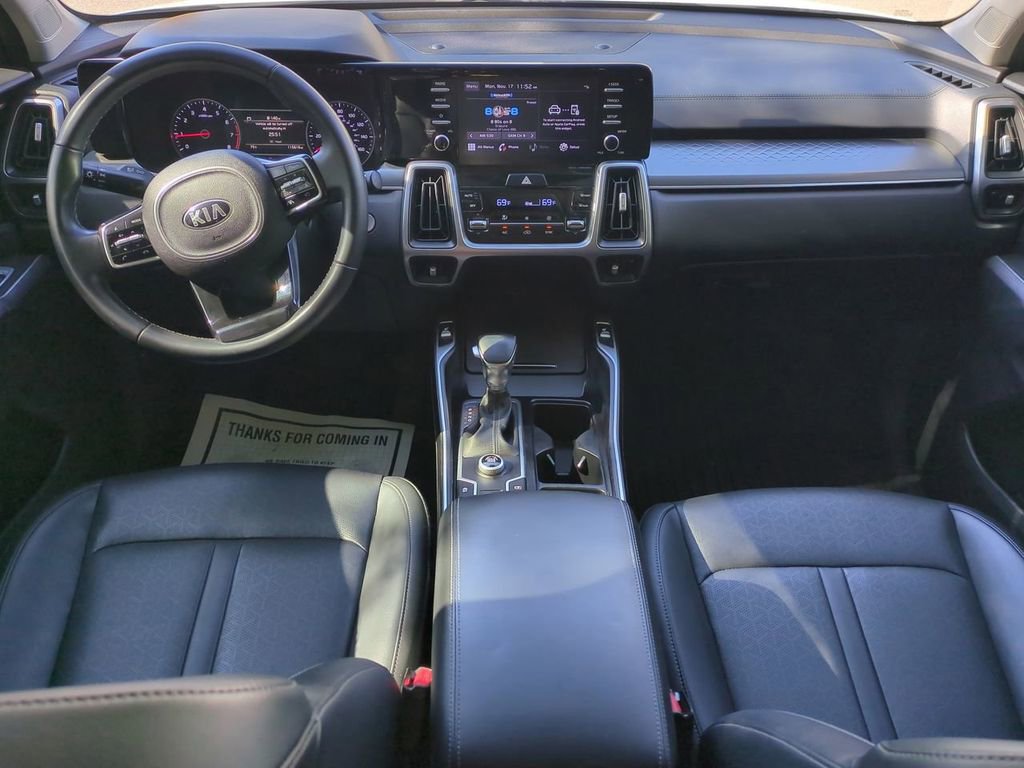 Used 2021 Kia Sorento S image 14